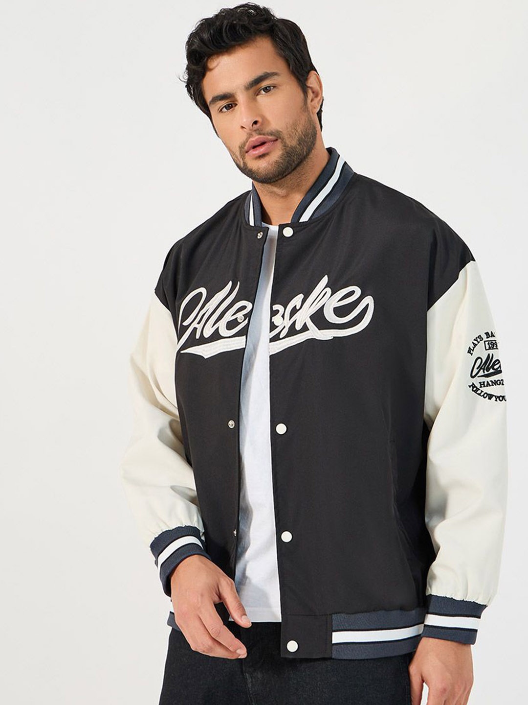 

Styli Typography Printed Mandarin Collar Bomber Jacket, Black