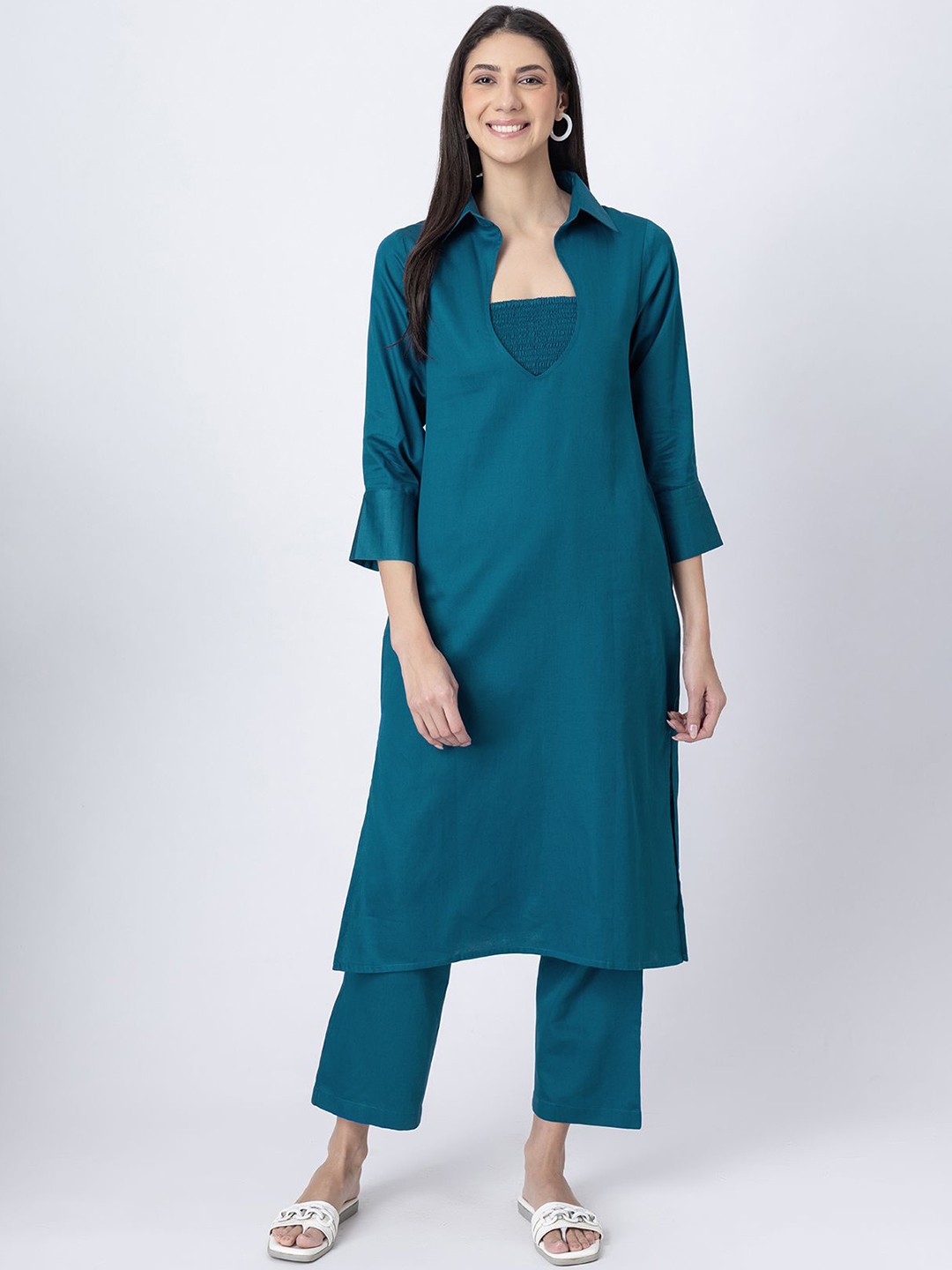 

Moomaya Shirt Collar Pure Cotton Kurta with Trouser and Tube Top, Teal