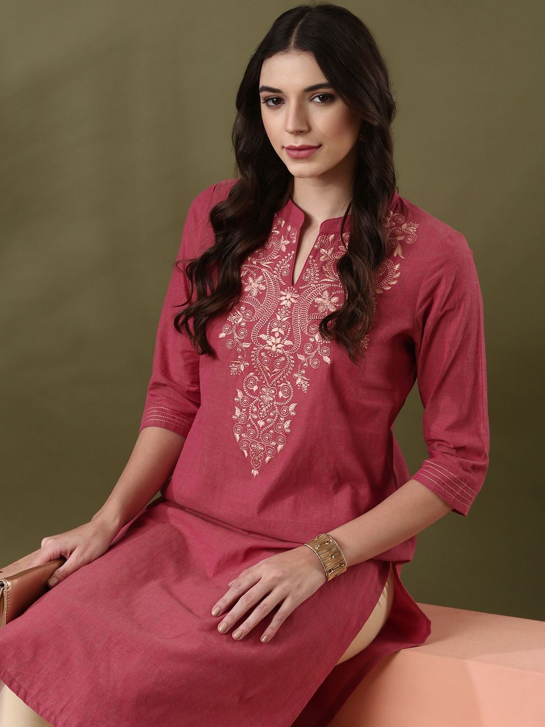 

Anouk Peach Coloured Floral Embroidered Mandarin Collar Pure Cotton Straight Kurta