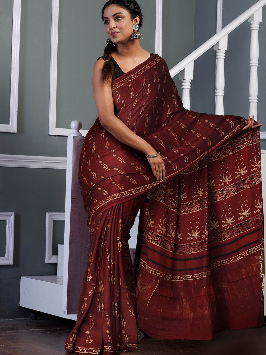 

Unnati Silks Ajrak Printed Zari Pure Silk Fusion Block Print Saree, Red