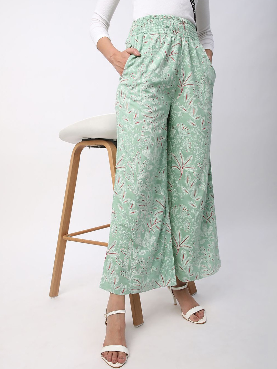 

Mystere Paris Women Floral Printed Mid- Rise Flared Trousers, Green