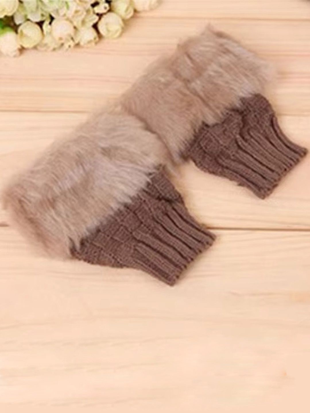 

Bold N Elegant Women Acrylic Winter Gloves, Brown