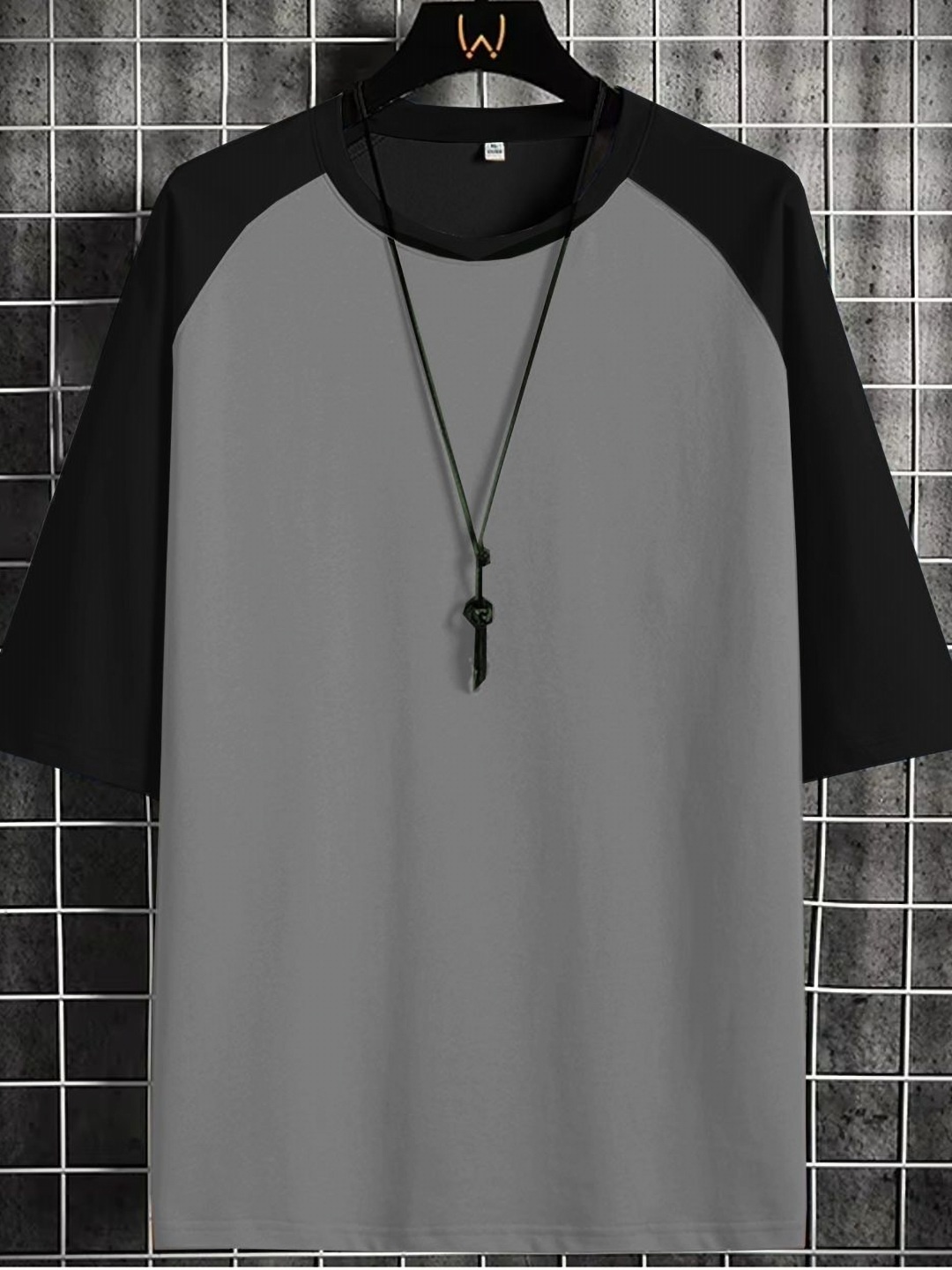 

Genzy Men Drop-Shoulder Sleeves Monochrome Raw Edge T-shirt, Grey