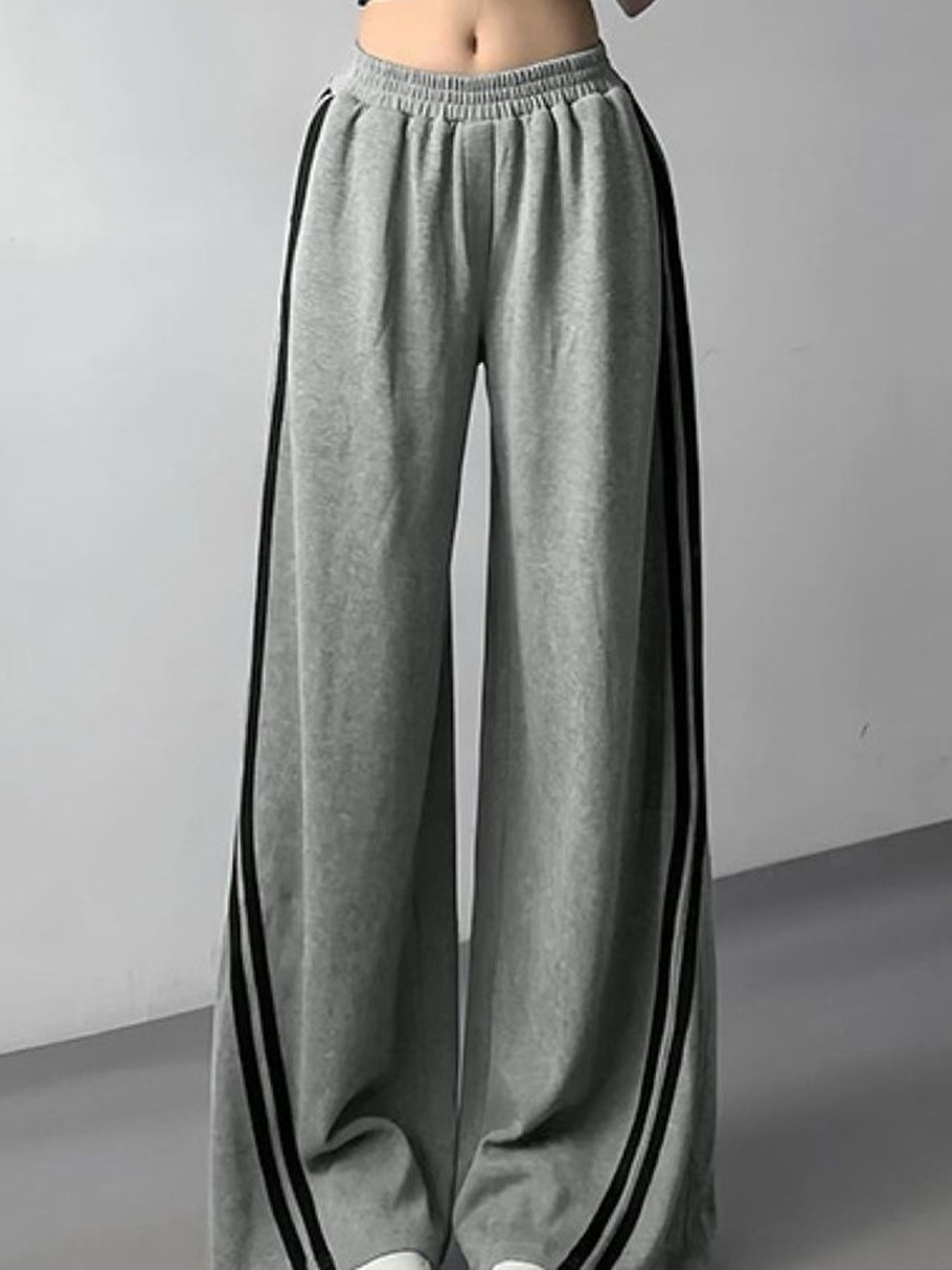 

KPOP Women Original Mid-Rise Regular Trousers, Grey