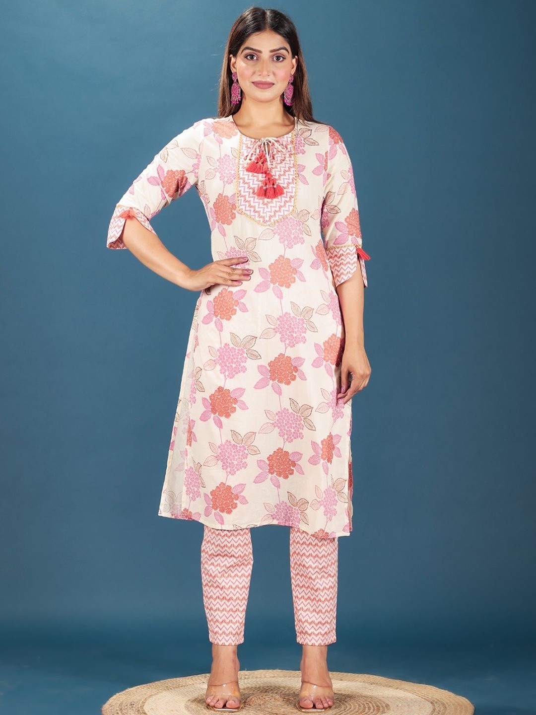 

Aramya Floral Printed Thread Work Pure Cotton Kurta with Trouser, Pink