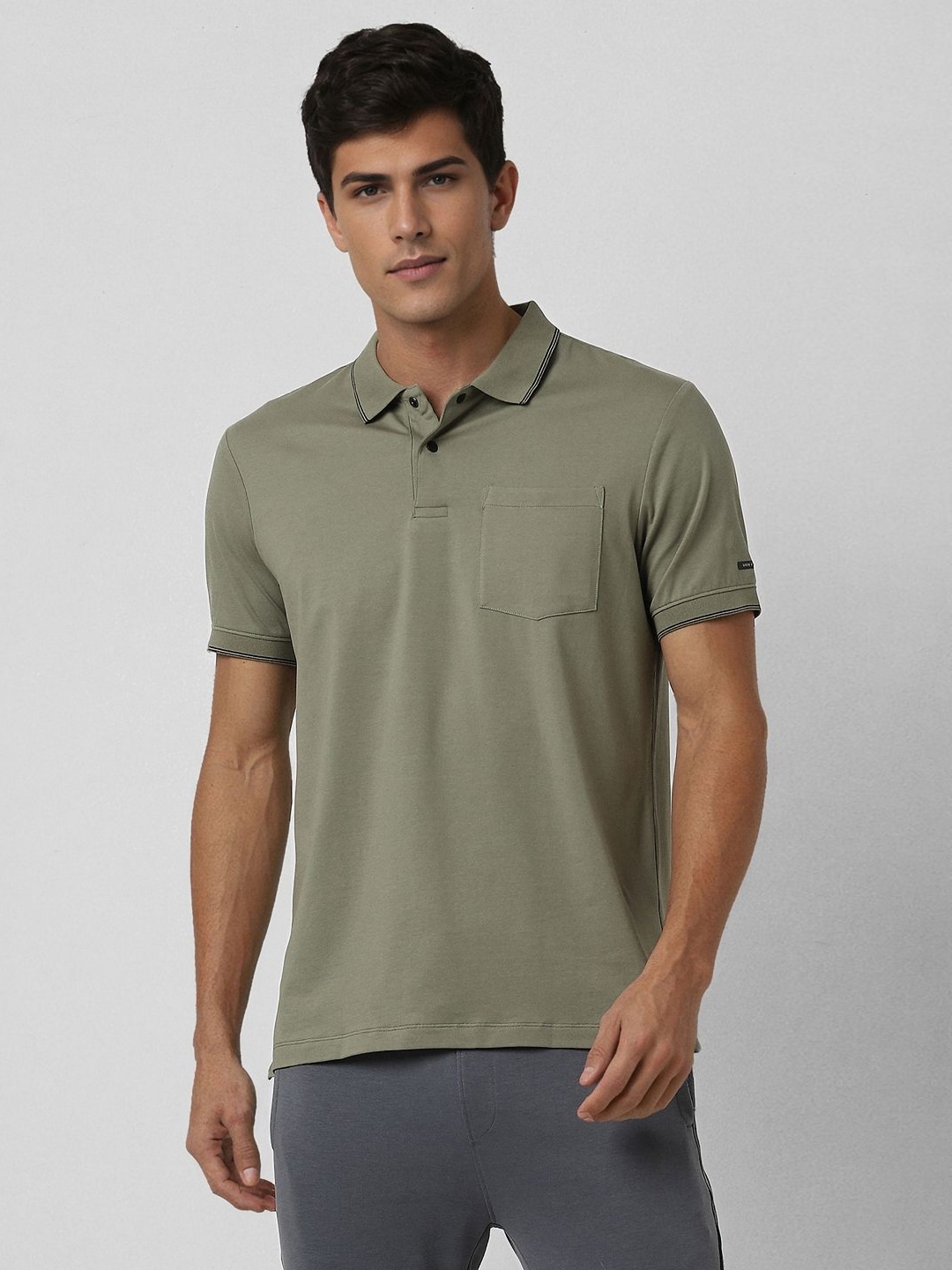 

Van Heusen Flex Men Polo Collar Pockets T-shirt, Olive