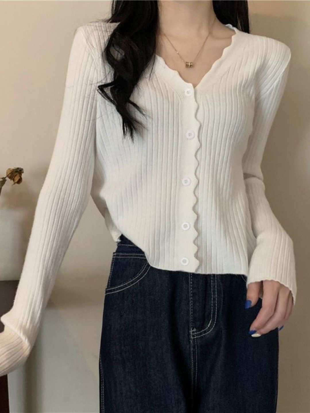 

HERE&NOW Women V-Neck Cardigan, White