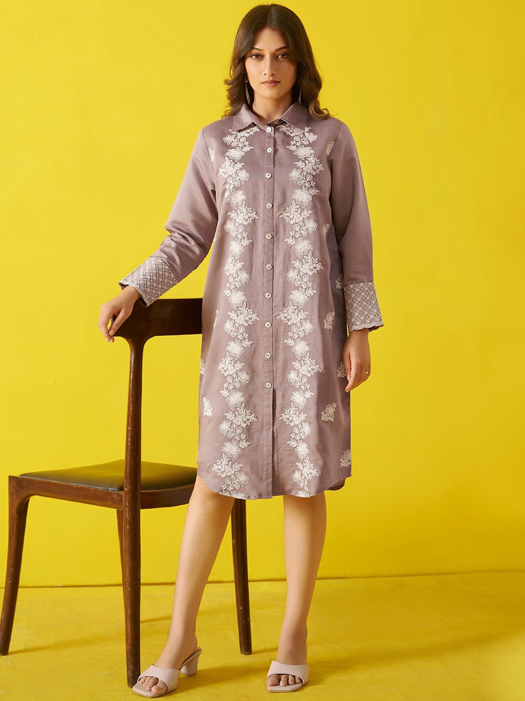 

Anouk Women Floral Embroidered Shirt Dress, Grey
