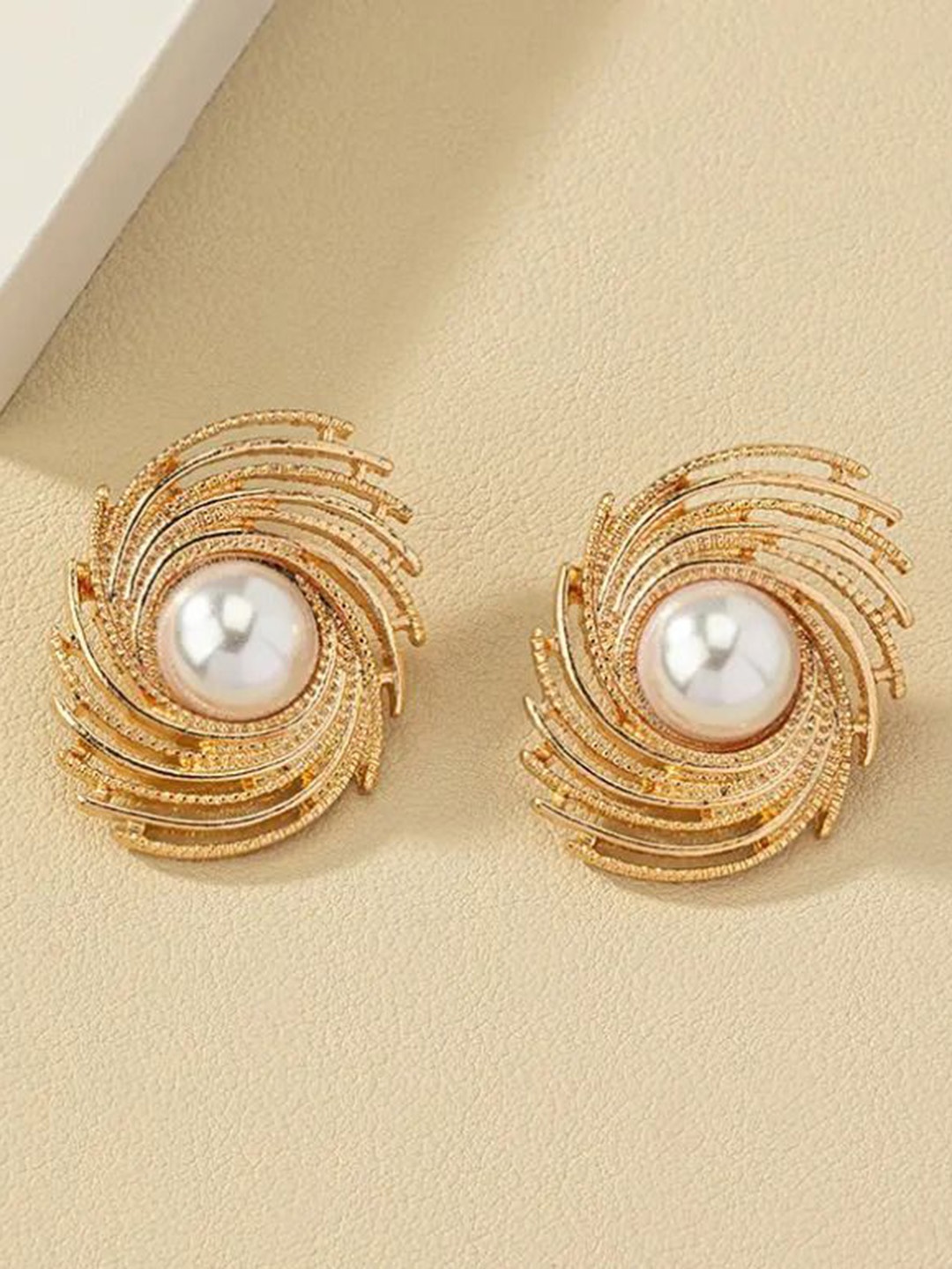 

DIVASTRI Stainless Steel Gold Plated Floral Studs Earrings