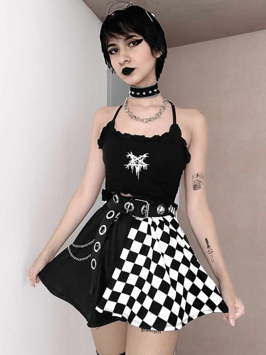 

KPOP Women Checked A-Line Above Knee Skirt, Black