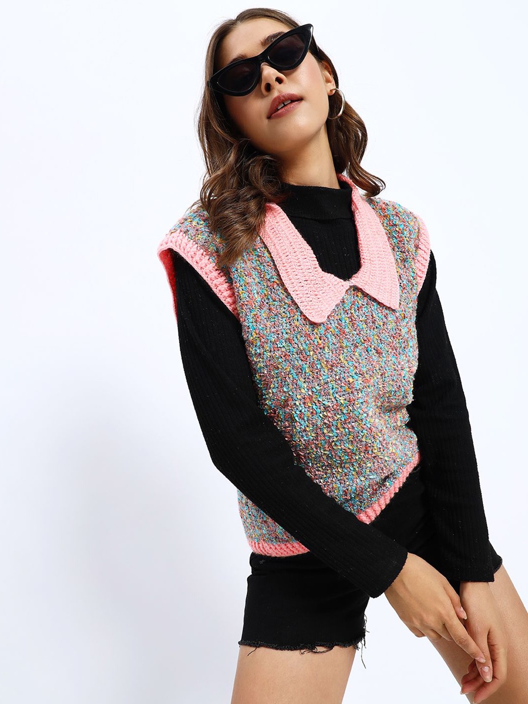 

Sugercandy Women Printed Woollen Sweater Vest, Pink