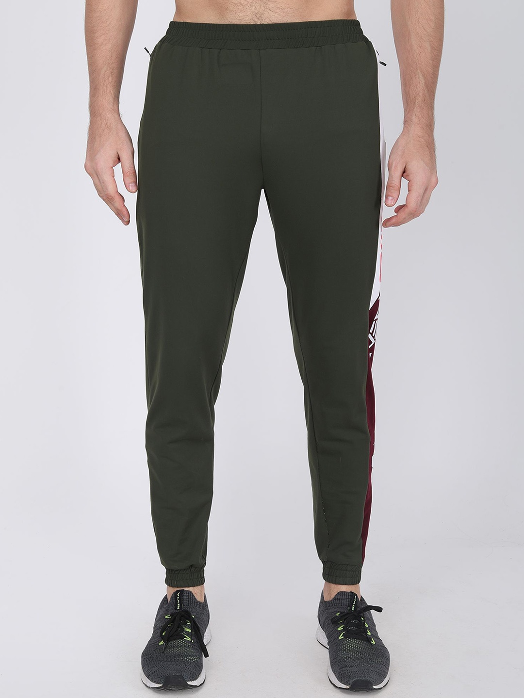 

M7 EMPIRE Men Printed Cotton Joggers, Olive
