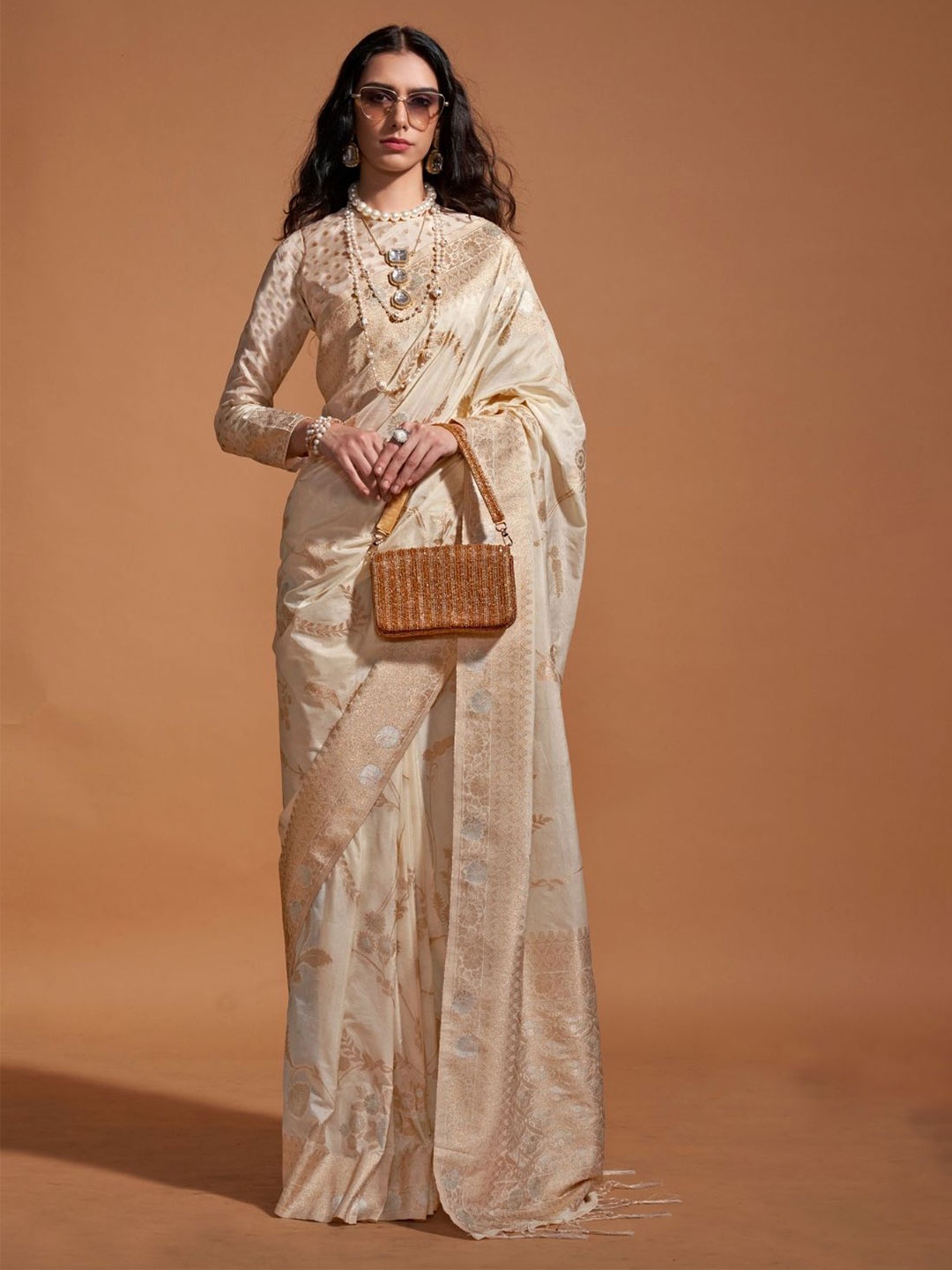 

DEVATITHI Woven Design Zari Pure Georgette Saree, Beige