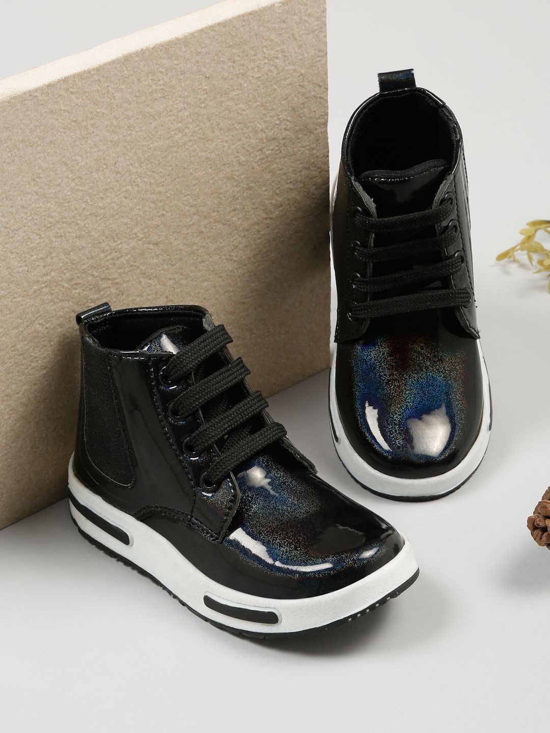 

Tiny Bugs Boys Lace-Up Sneaker Shoes, Black