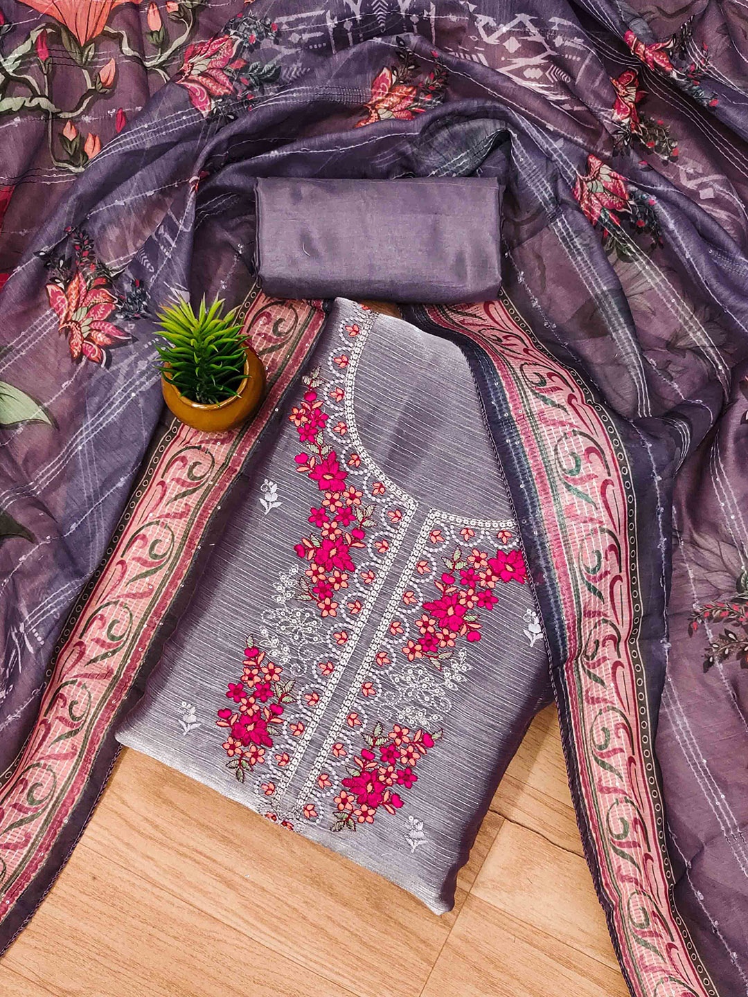

KALINI Floral Embroidered Sequinned Unstitched Dress Material, Lavender