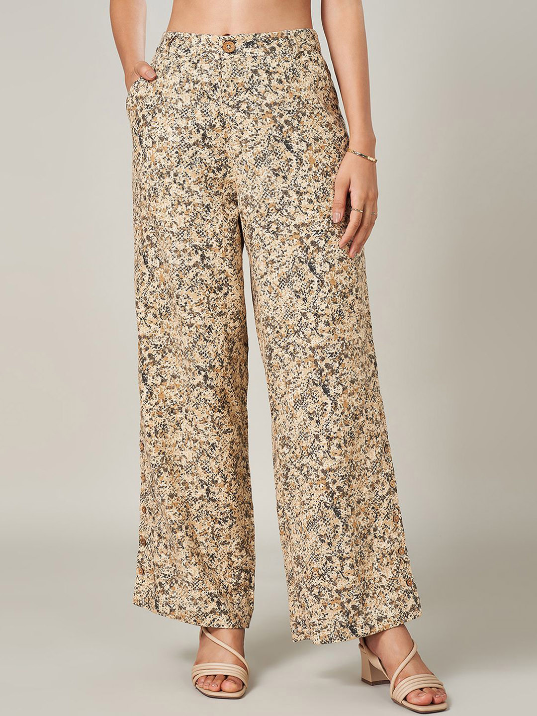 

Honey by Pantaloons Women Cotton Printed High-Rise Trouser, Khaki