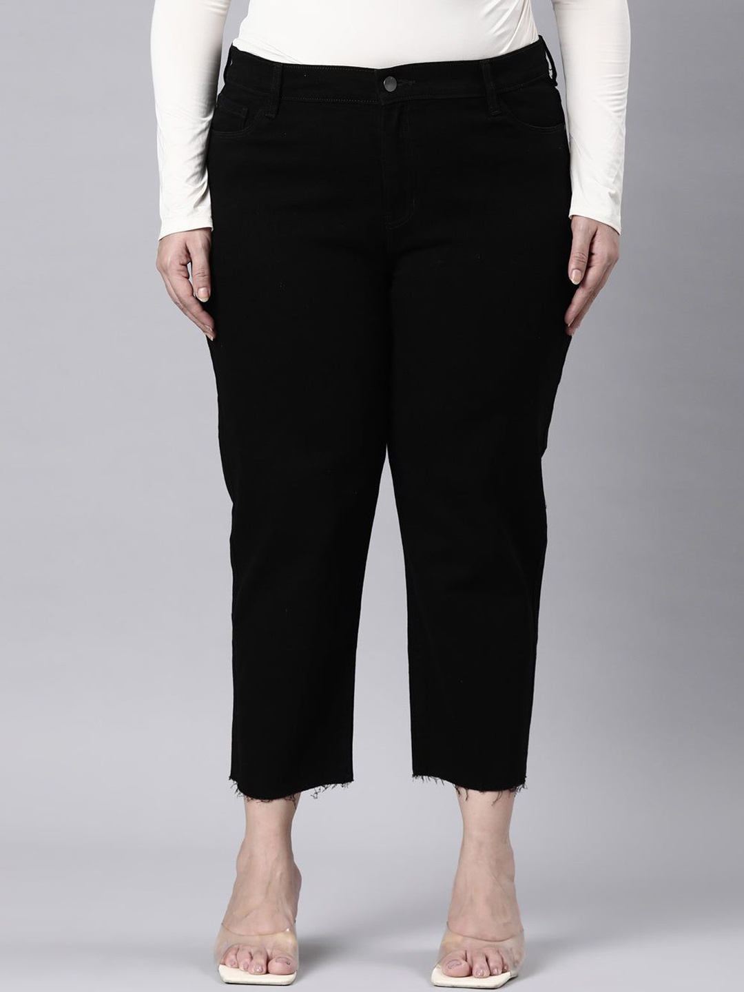 

Go Colors Women Mid Rise Cropped Jeans, Black