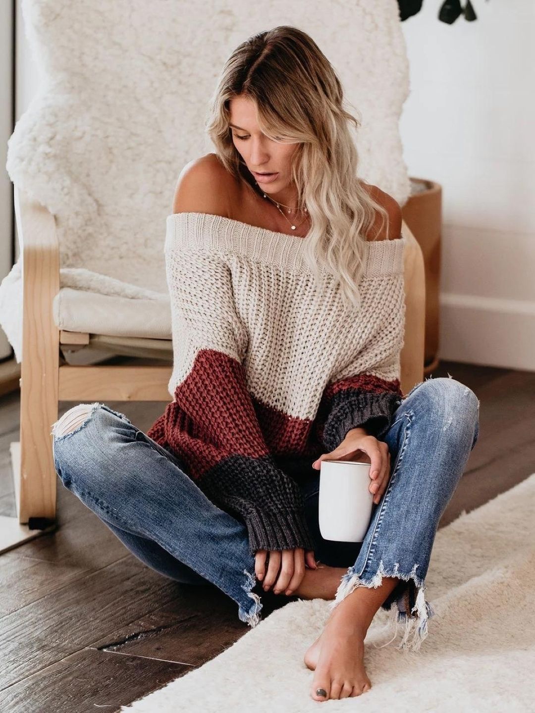 

KPOP Women Off-Shoulder Colourblocked Pullover, Beige