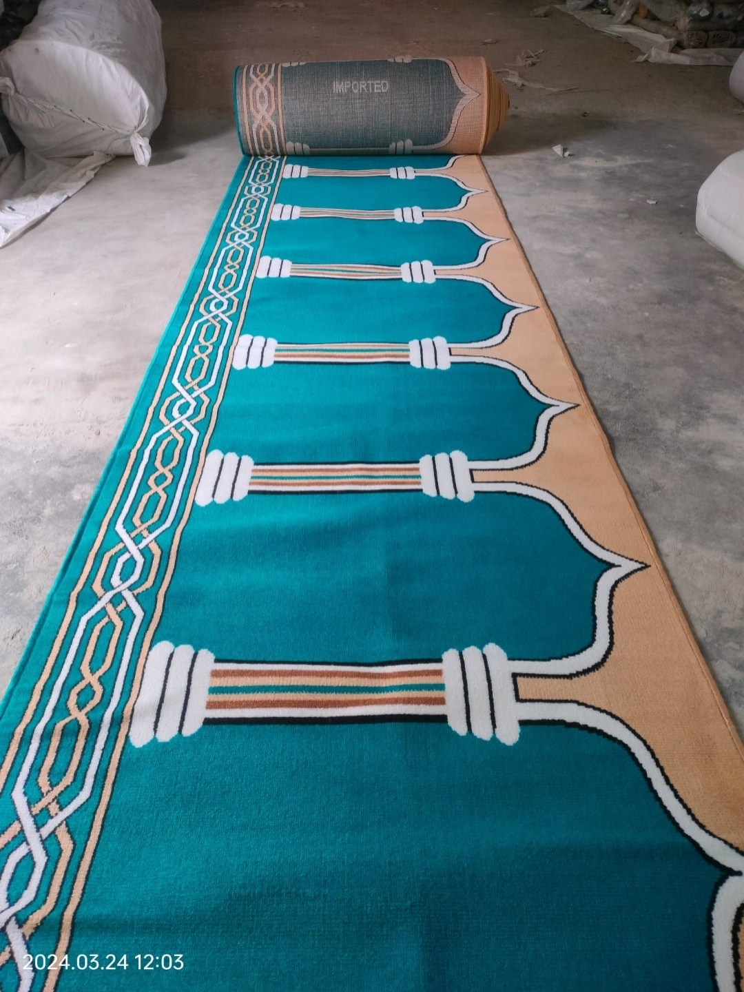 

Samjeeda Handloom carpets Black Geometric Anti-Skid Polyester Carpet