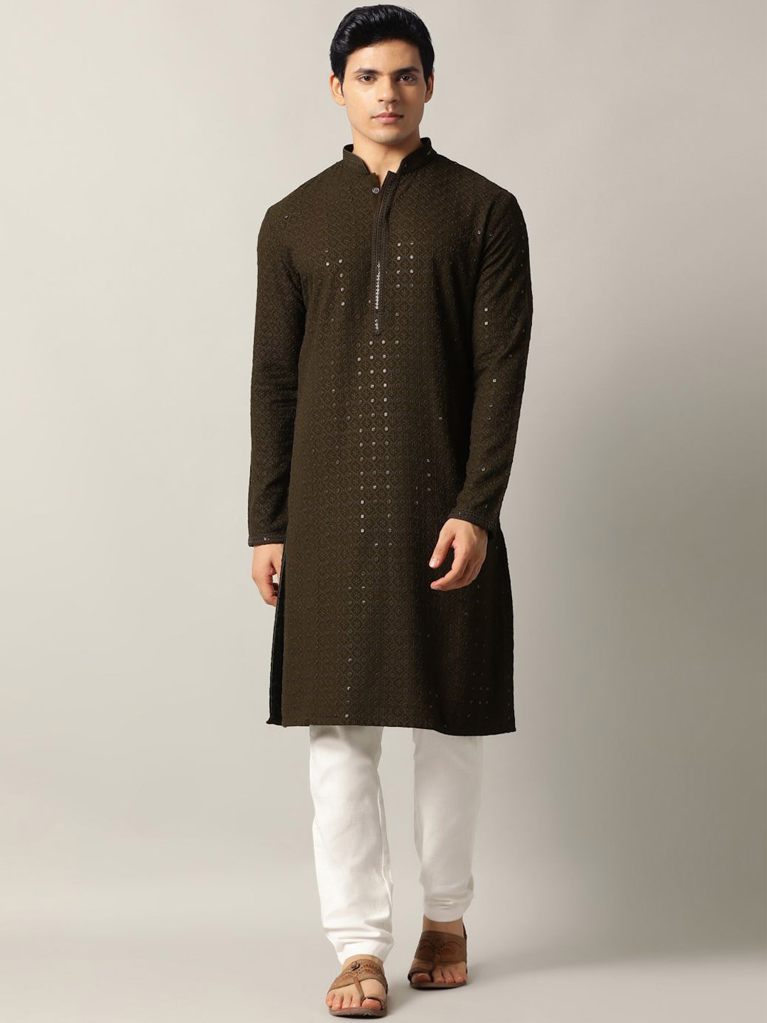

THE KURTA COMPANY Mandarin Collar Embellished Chikankari Straight Kurta, Olive