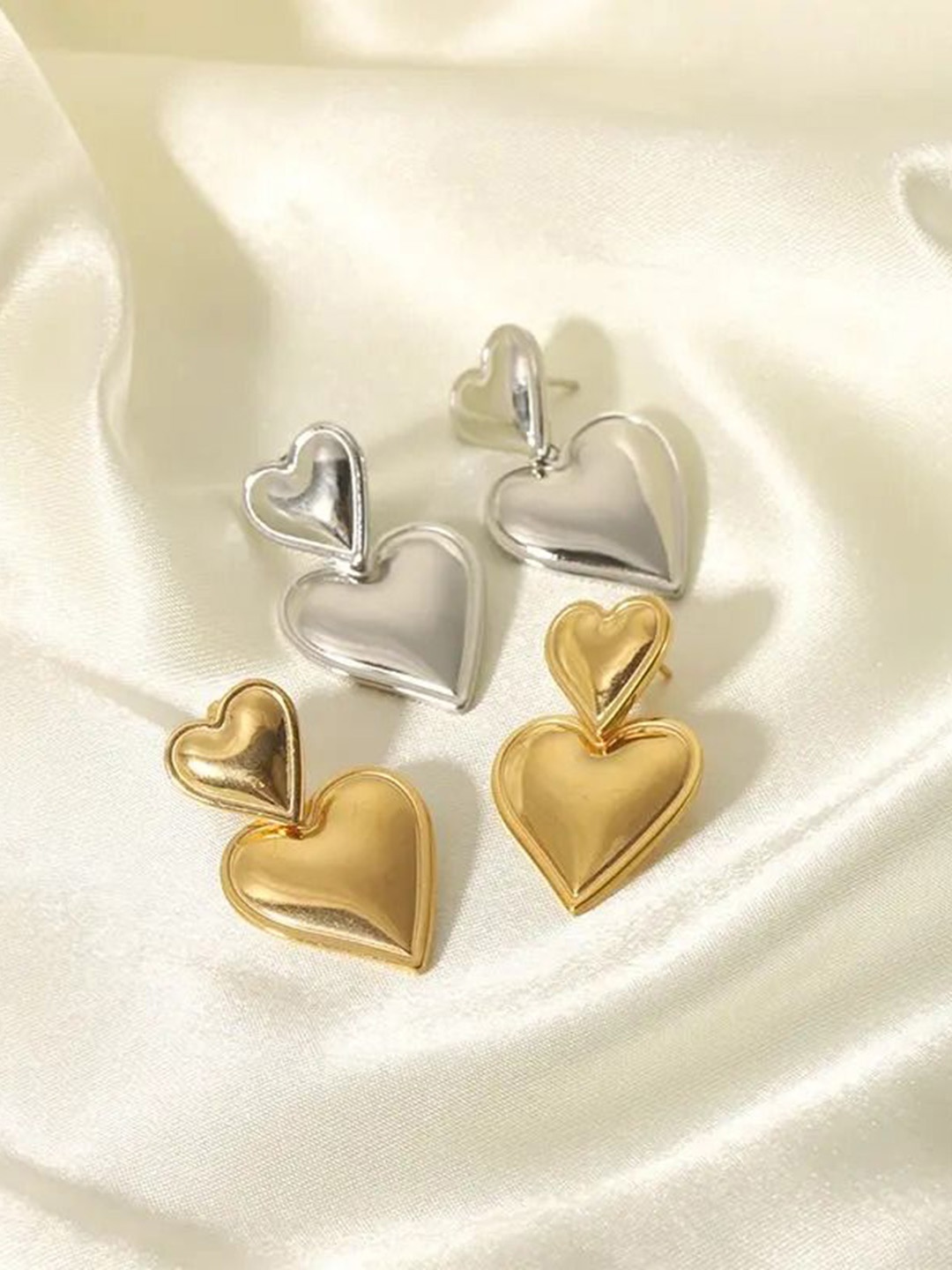 

DIVASTRI Set of 2 Gold & Silver-Plated Stainless Steel Heart Shaped Drop Earrings