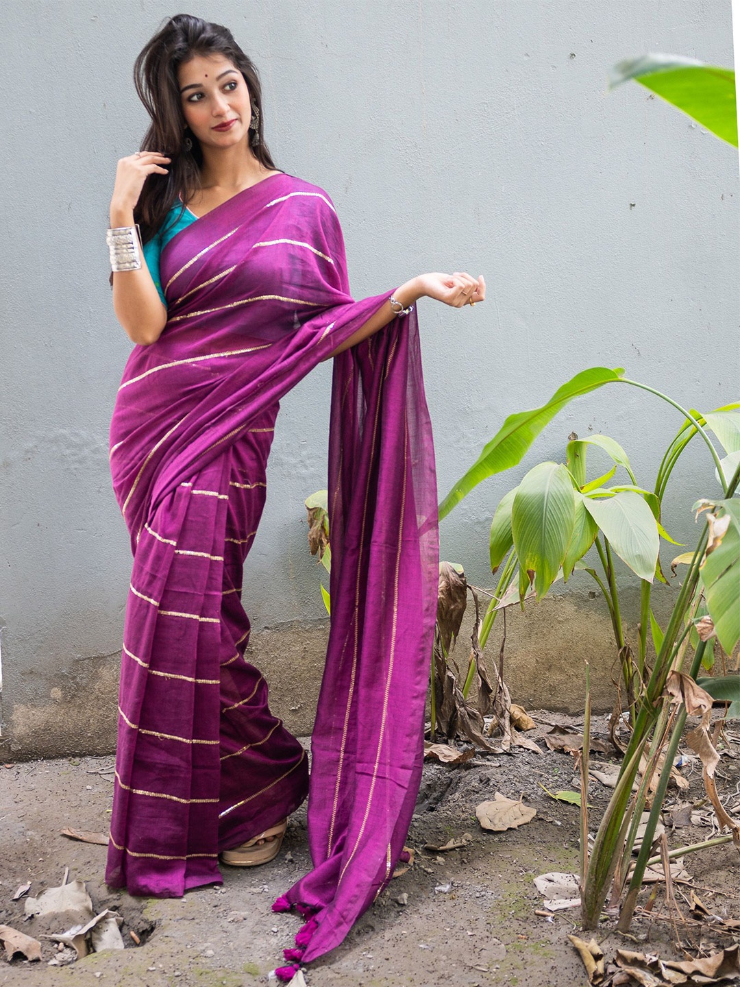 

Uttariya All Over Sequence Woven Mul Cotton Saree, Purple