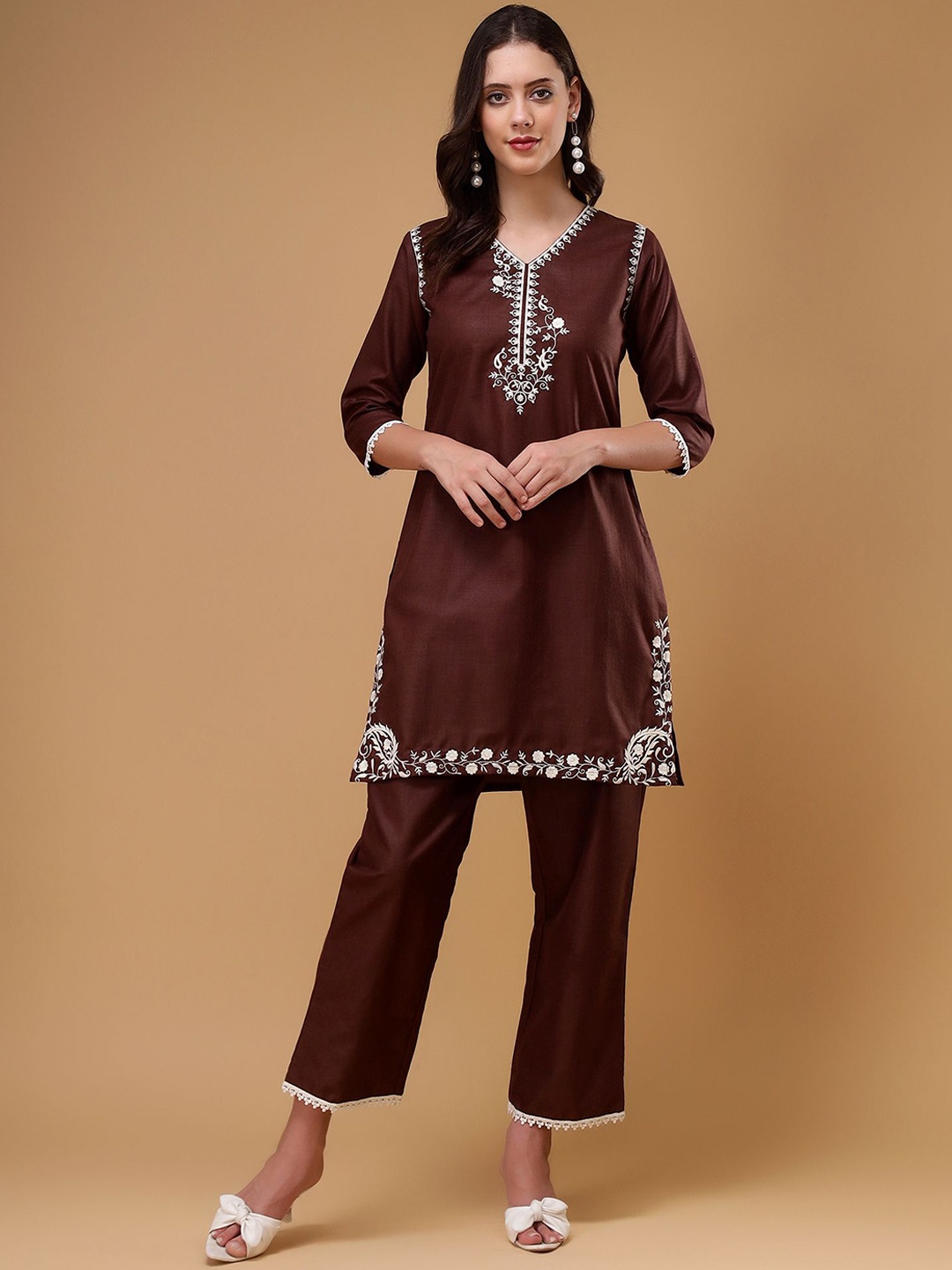 

Bani Women Floral Embroidered Tunic & Trousers, Brown