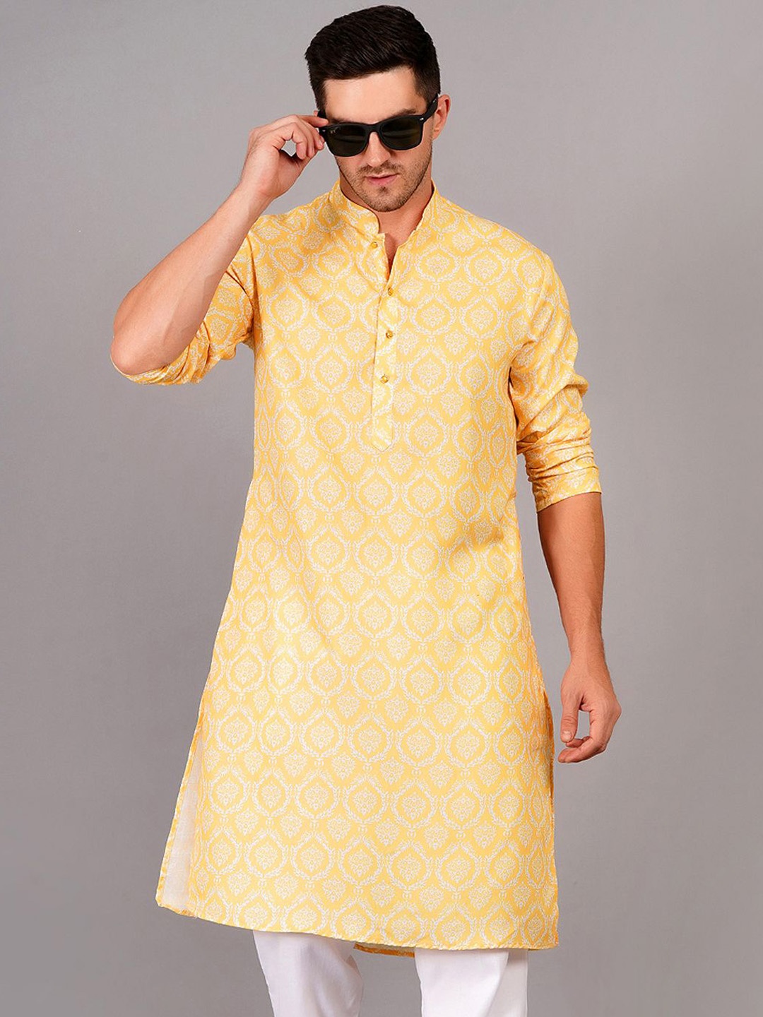 

SG LEMAN Ethnic Motifs Printed Mandarin Collar Kurta, Mustard