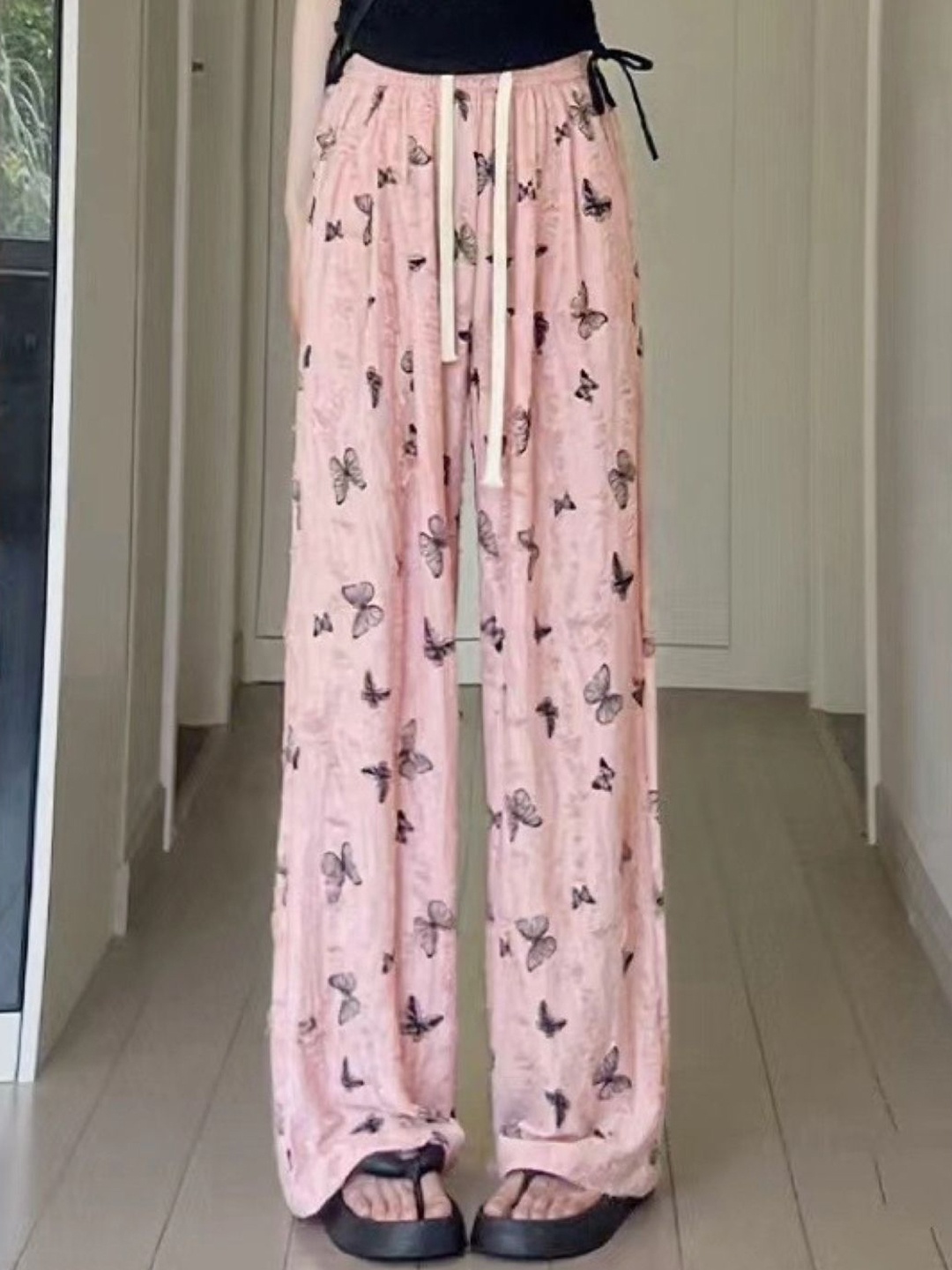 

KPOP Women Printed Relaxed Loose Fit Trouser, Pink