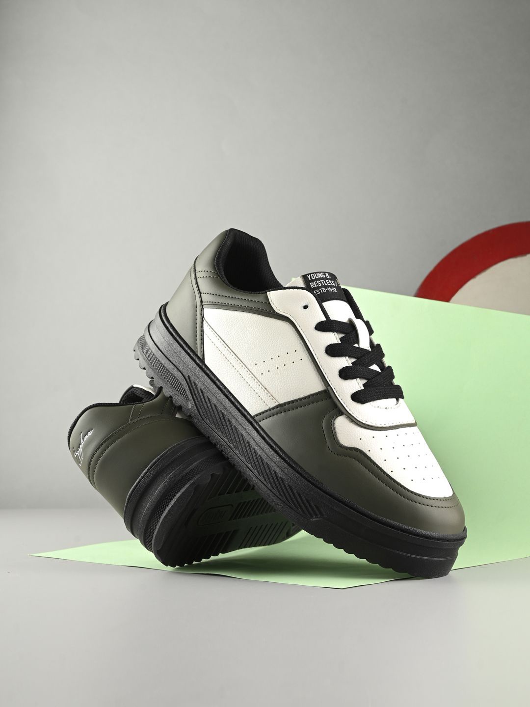 

SPYKAR Men Colourblocked Lace-Up Sneakers, Olive