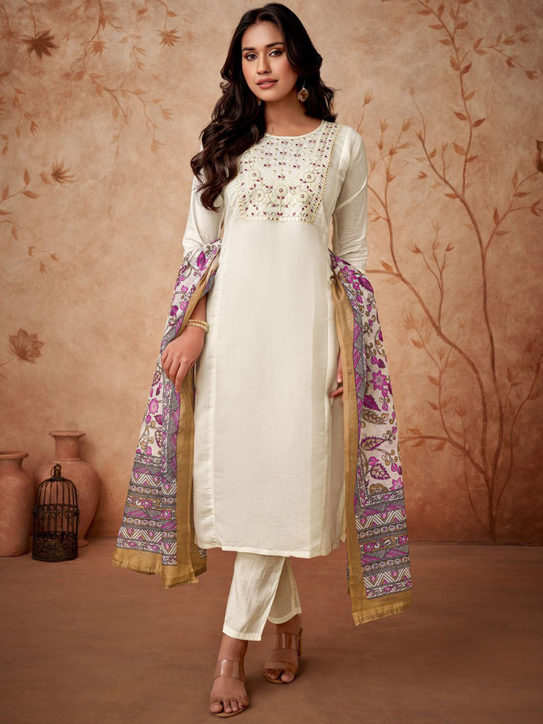 

BLACK SCISSOR Floral Yoke Design Chanderi Silk A-Line Kurta With Trousers & Dupatta, White