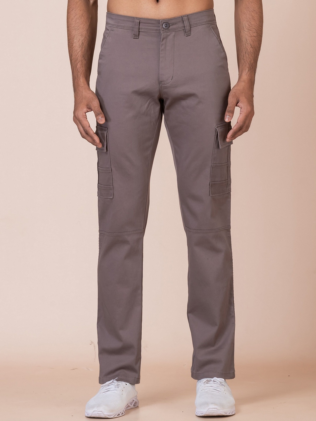 

AFLASH Men Relaxed Fit Mid-Rise Cargos, Brown