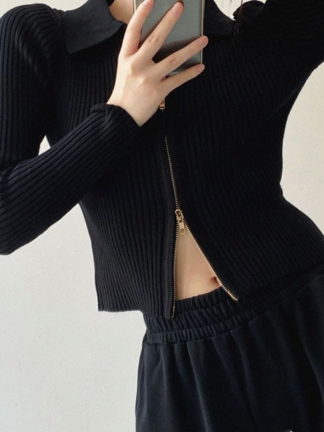 

HERE&NOW Women Cotton V-Neck Long Sleeves Cardigan, Black