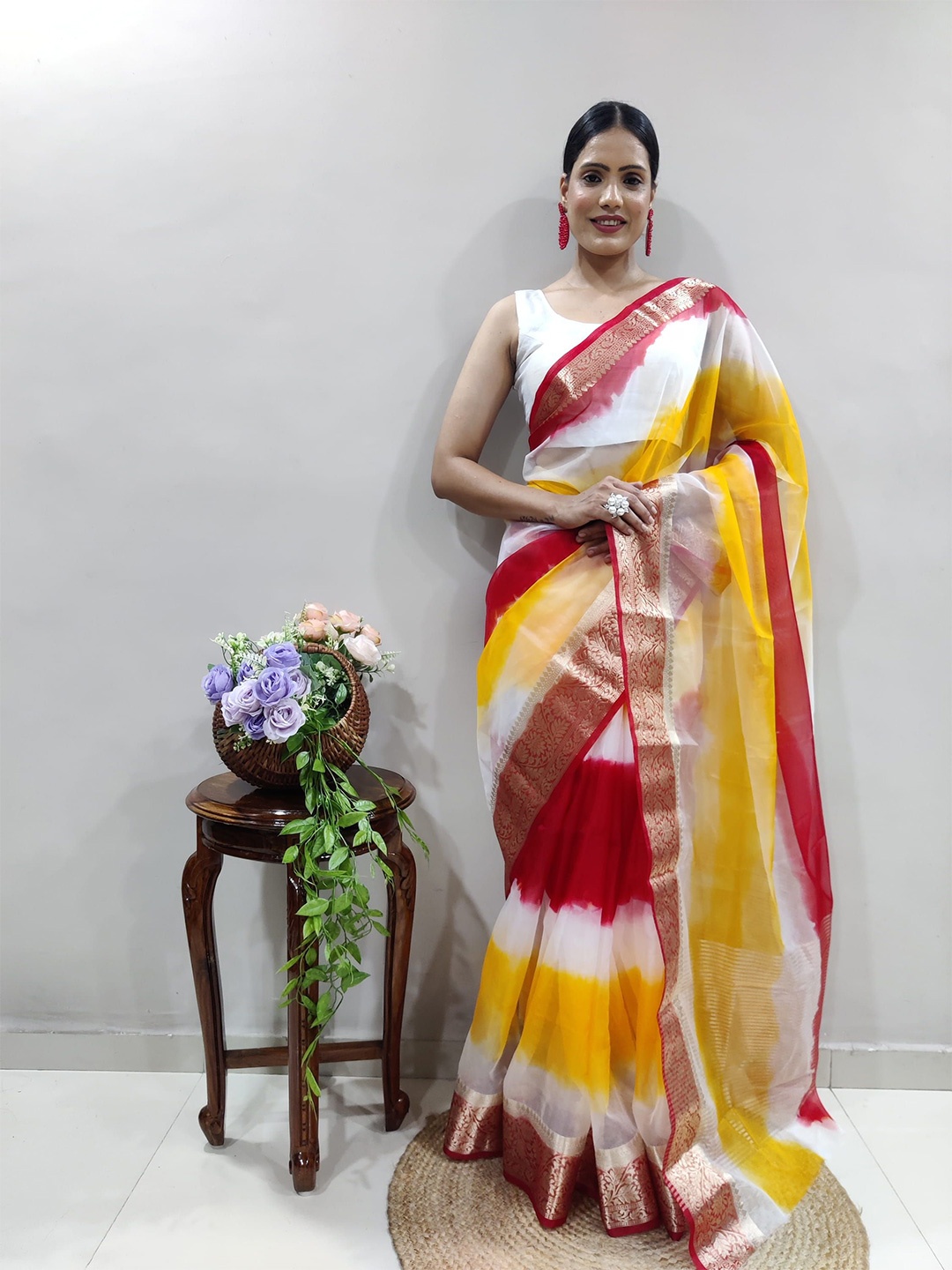 

V3 FASHION STUDIO Tie and Dye Zari Organza Leheriya Holi Saree, Red