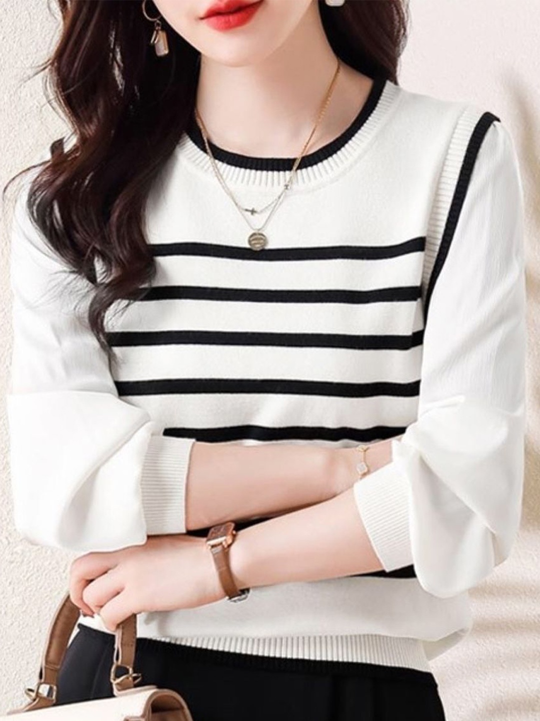 

KPOP Women Striped Round Neck Long Sleeves Pullover Sweater, White