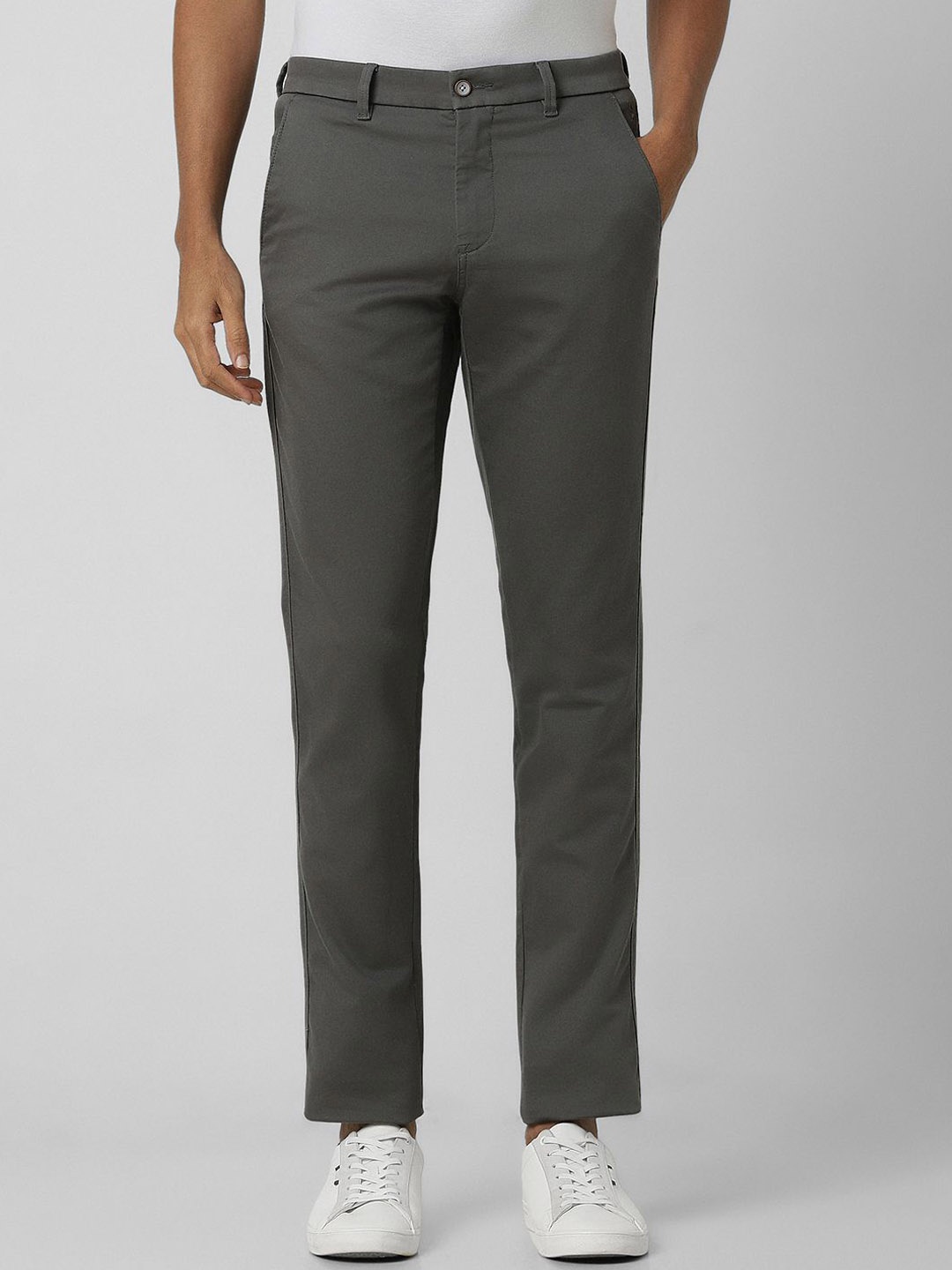 

Van Heusen Sport Men Slim Fit Regular Trousers, Grey