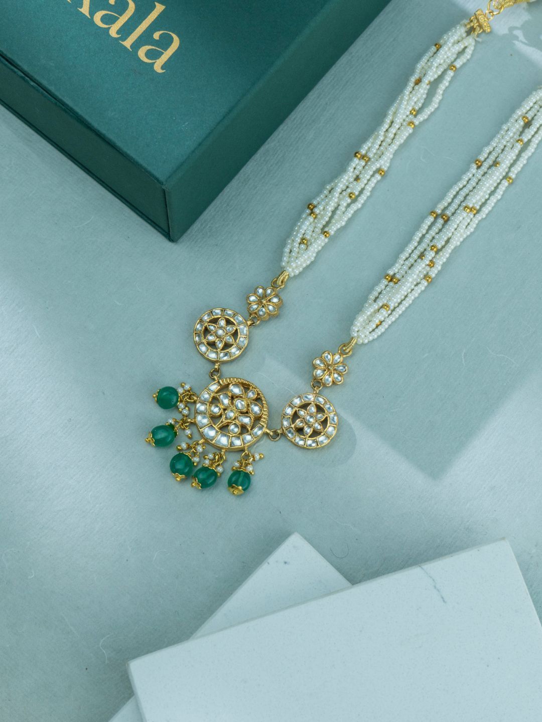 

srikala Gold-Plated Stone Studded & Beaded Necklace, White