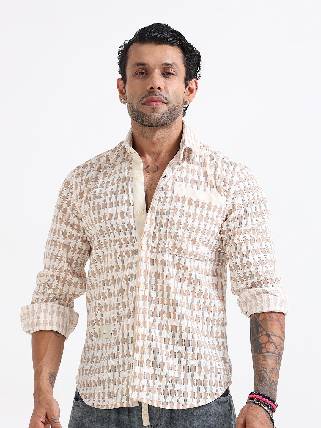 

Italian Colony Men Printed Casual Shirt, Cream