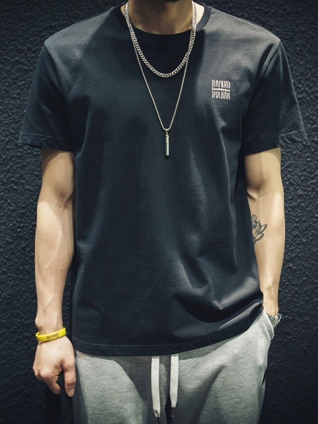 

KPOP Men Typography Printed T-shirt, Black