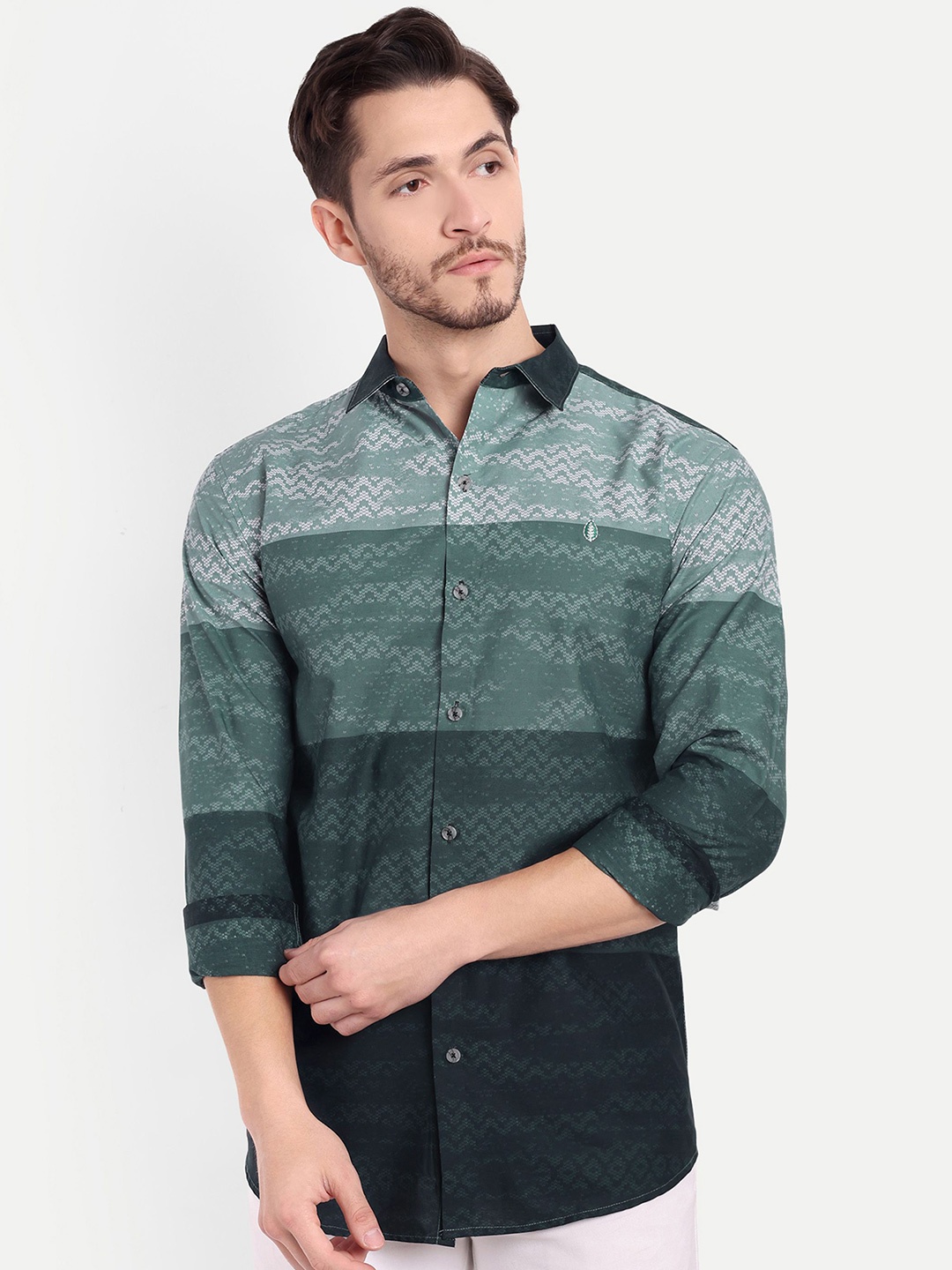 

SUI DHAGA Men Comfort Horizontal Stripes Opaque Printed Casual Shirt, Green