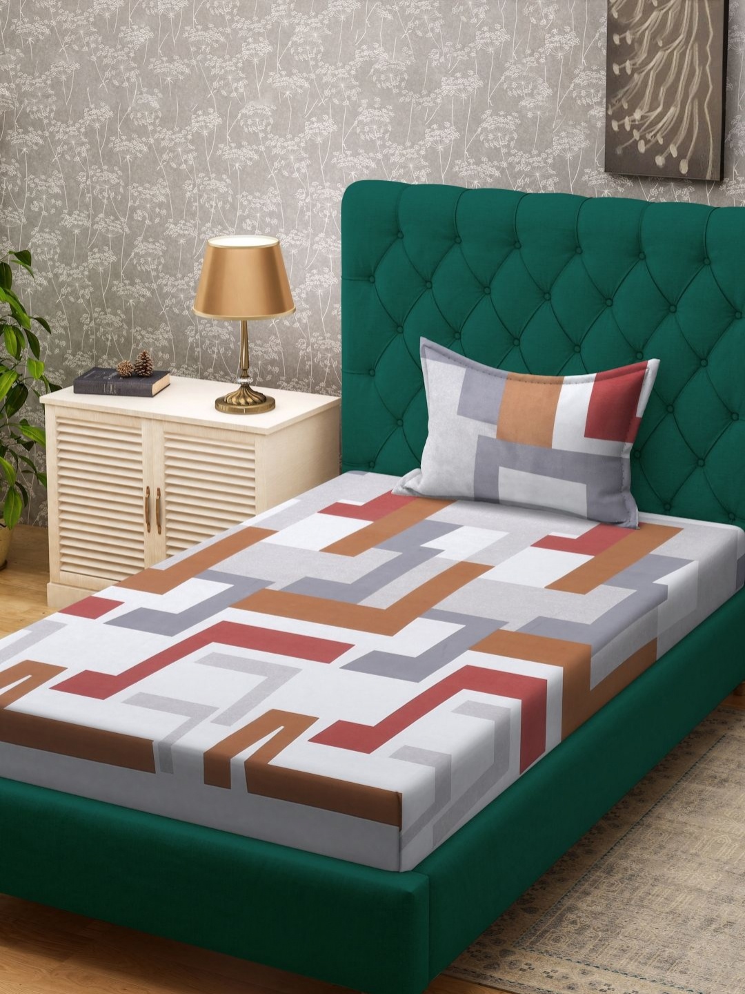 

Aura Brown & Grey Geometric Printed Flat 300TC Single Bedsheet With Pillow Cover