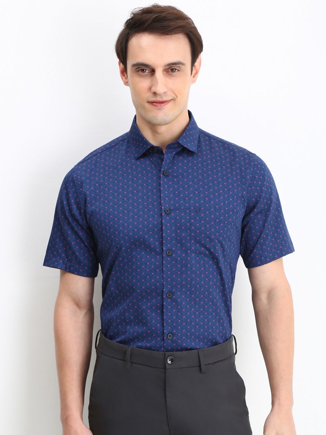 

Allen Solly Men Slim Fit Opaque Printed Formal Shirt, Blue