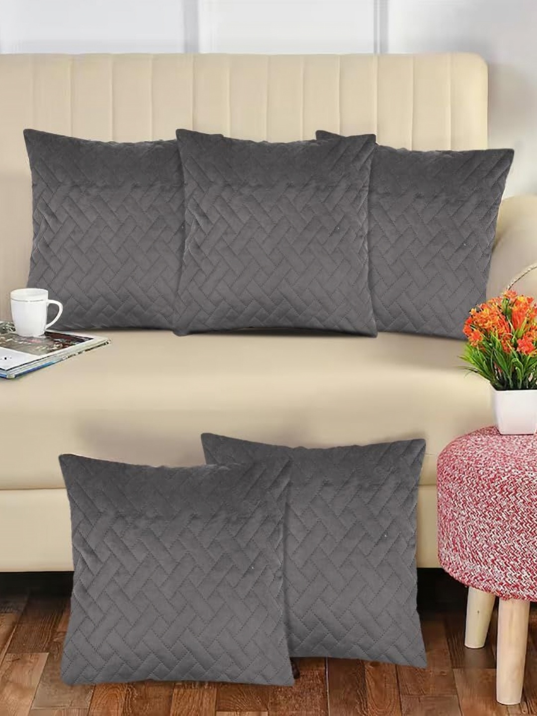 

Aura Grey 5 Pieces Velvet Square Cushion Covers