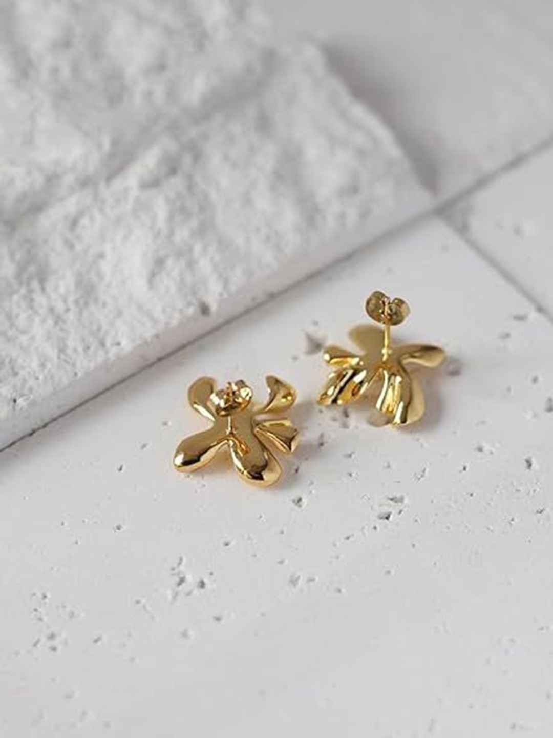 

DIVASTRI Gold-Plated Stainless Steel Anti Tarnish Leaf Shaped Studs