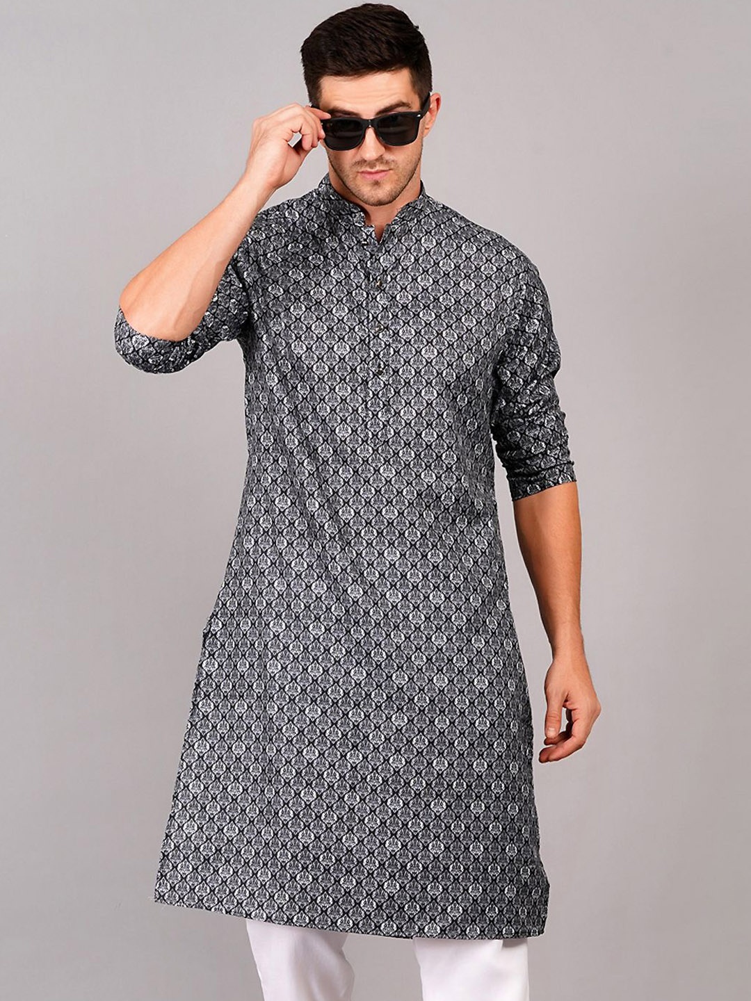 

SG LEMAN Geometric Printed Mandarin Collar Kurta, Black