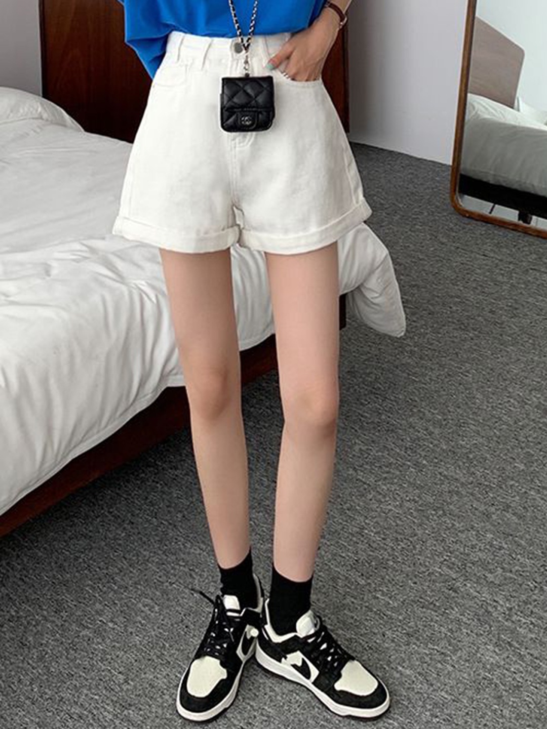 

StyleCast Women Slim Fit High-Rise Cotton Hot Pants Shorts, White