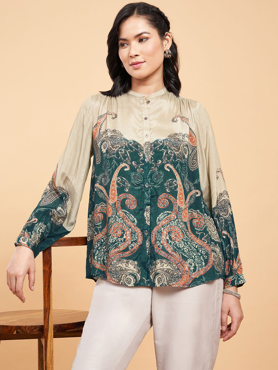 

Marigold Lane Ethnic Motifs Mandarin Collar Shirt Style Top, Green