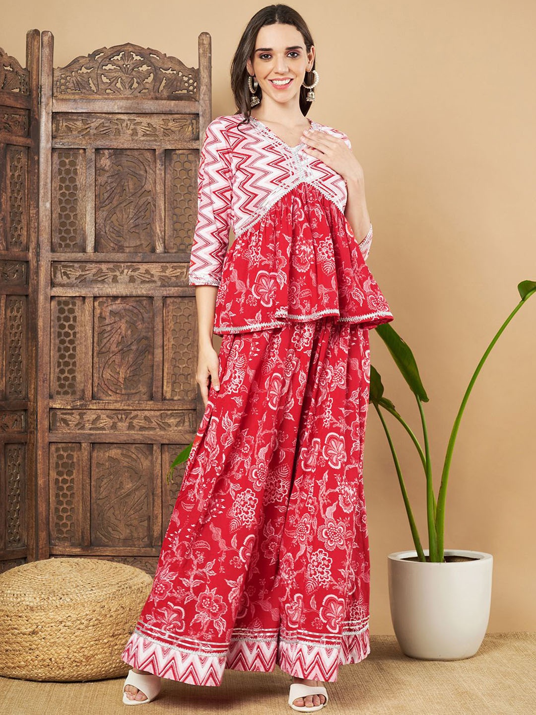 

COTLAND FASHION Floral Printed Empire Gotta Patti Pure Cotton Kurti With Palazzos, Red