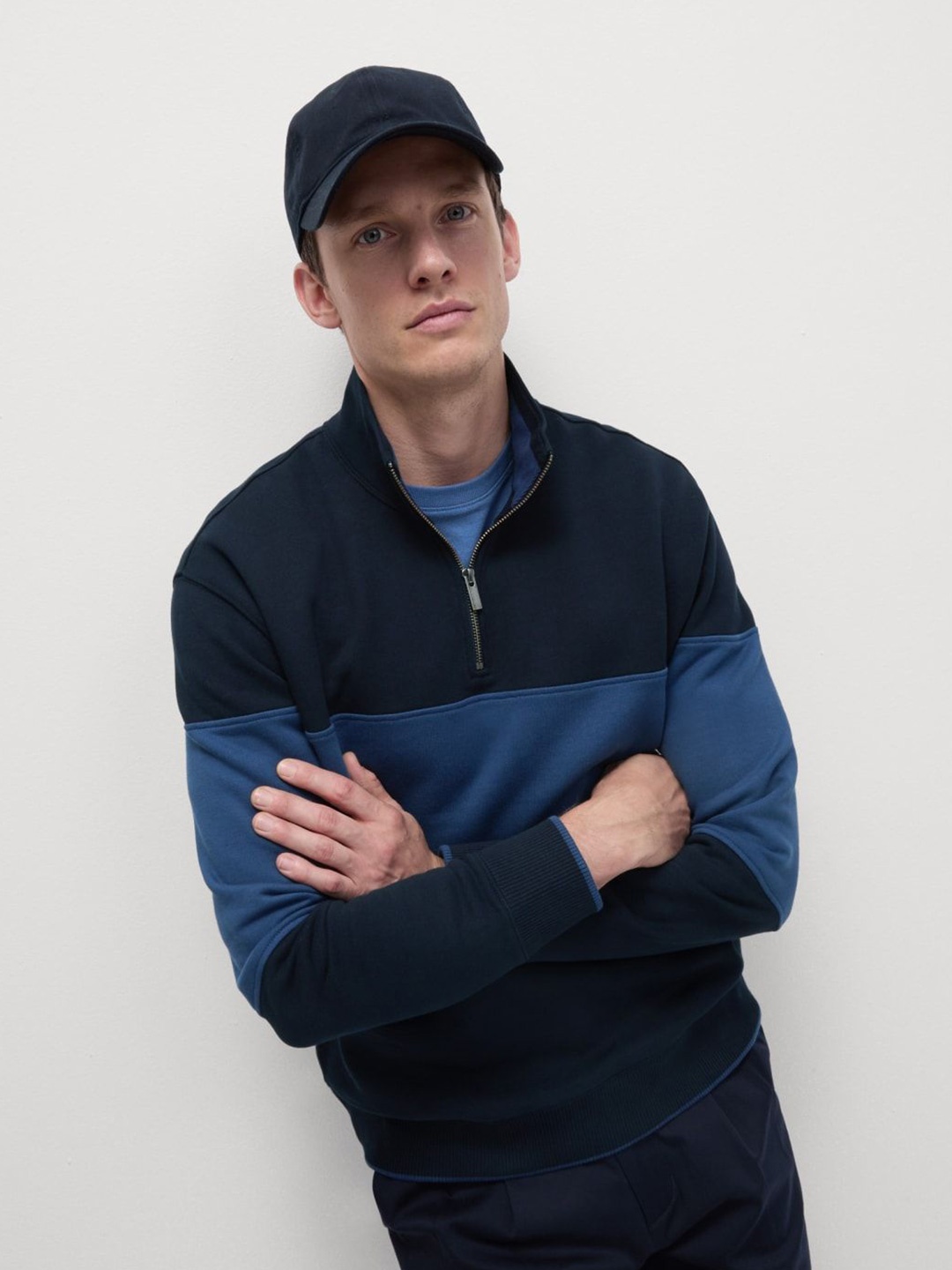 

Marks & Spencer Men Colourblocked High Neck Sweatshirt, Black