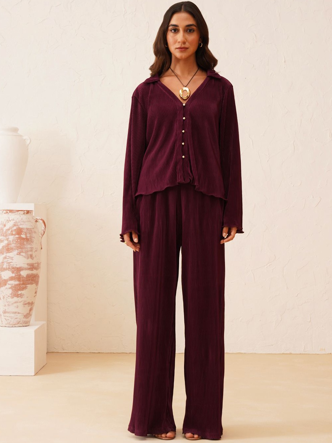 

Beatnik V-Neck Self Design Shirt With Trousers, Burgundy